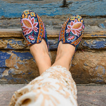 Load image into Gallery viewer, Kamal Espadrilles Navy Blue Flats