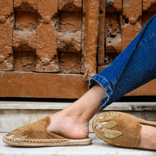 Load image into Gallery viewer, Agni Tan Espadrilles Flats