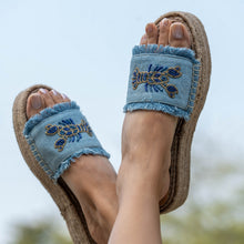 Load image into Gallery viewer, Lobster Denim Sandals Platform