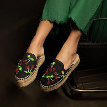 Load image into Gallery viewer, Mon Cherie Espadrilles Black Platforms