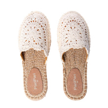 Load image into Gallery viewer, Camellias Crochet Espadrilles Platforms