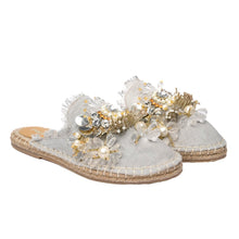 Load image into Gallery viewer, New York Silver Espadrilles Flats