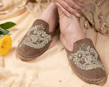 Load image into Gallery viewer, A beautiful image of a Ottoman Espadrilles Golden Party Footwear, shoes for Women