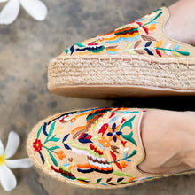 Load image into Gallery viewer, Feet of lady wearing a Environment-Friendly Diego Espadrilles Sand Haut Platform, heels for women