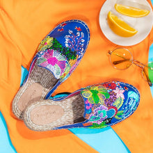 Load image into Gallery viewer, Image of the Fiji Espadrille Dhinchak Flat, Shoes for women against a street background