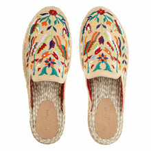 Load image into Gallery viewer, A pair of Environment-Friendly Diego Espadrilles Sand Haut Platform, juttis for women against a white background