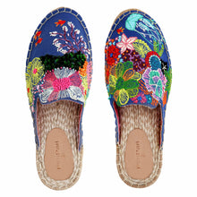 Load image into Gallery viewer, A pair of Fiji Espadrille Dhinchak Flat, juttis for women against a white background
