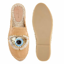 Load image into Gallery viewer, A pair of Womania Glare Espadrilles Sand Haut Platform, against a white background where one is shown from the sole side