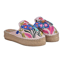 Load image into Gallery viewer, A full view of pair of Papillon Espadrilles Platform