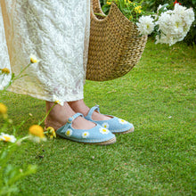 Load image into Gallery viewer, Daisy Mary Janes espadrilles
