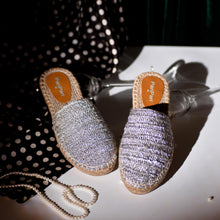 Load image into Gallery viewer, Silofer Espadrilles Silver Flats
