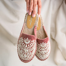 Load image into Gallery viewer, Iris Pink Espadrilles Flats
