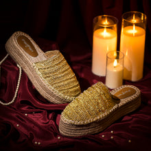 Load image into Gallery viewer, Silofer Espadrilles Gold Platforms
