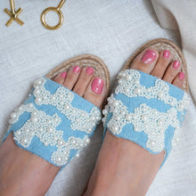 Load image into Gallery viewer, Capri sandals Flats
