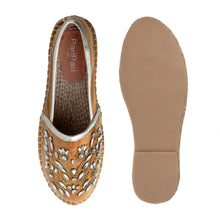 Load image into Gallery viewer, A pair of Diva Gold Espadrilles shoe for women, against a white background where one is shown from the sole side.
