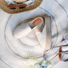 Load image into Gallery viewer, Delilah espadrilles Platforms
