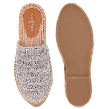 Load image into Gallery viewer, Silofer Espadrilles Silver Platforms
