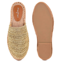 Load image into Gallery viewer, Silofer Espadrilles Gold Platforms
