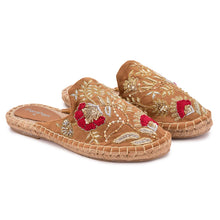 Load image into Gallery viewer, Rani Espadrilles Gold Flats
