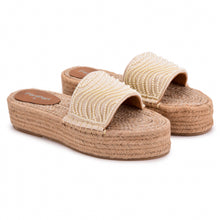 Load image into Gallery viewer, La Perla Cream Sandals Platforms
