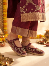 Load image into Gallery viewer, Chandbali Mary Janes Maroon
