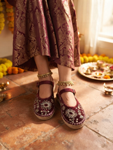 Load image into Gallery viewer, Chandbali Mary Janes Maroon
