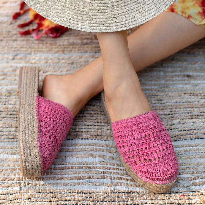A feet of a model wearing beautiful Croshia Pink Espadrilles Platform showcasing juttis for women