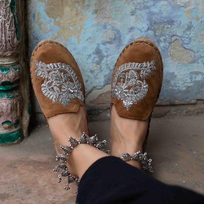 Feet of a model wearing beautiful Ottoman Stan Espadrilles Flats showcasing juttis for women 
