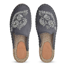 Load image into Gallery viewer, A pair of Ottoman Silver Espadrilles Flats showcasing juttis for women against a white background
