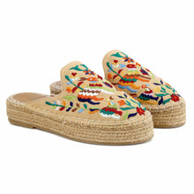 Load image into Gallery viewer, A luxurious image of a Environment-Friendly Diego Espadrilles Sand Haut Platform, shoes for Women
